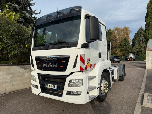 MAN TGS 18.440 BLS - HYDRAULIQUE - Tegljač: slika MAN TGS 18.440 BLS - HYDRAULIQUE - Tegljač MAN TGS 18.440 BLS - HYDRAULIQUE - Tegljač: slika MAN TGS 18.440 BLS - HYDRAULIQUE - Tegljač