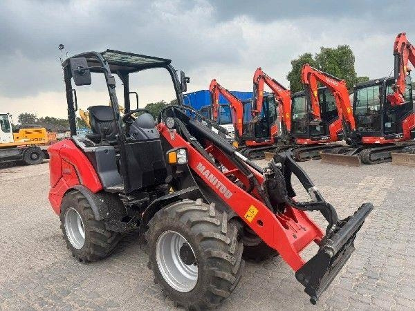 Manitou MLA 4-50H - Utovarivač na kotačima: slika Manitou MLA 4-50H - Utovarivač na kotačima Manitou MLA 4-50H - Utovarivač na kotačima: slika Manitou MLA 4-50H - Utovarivač na kotačima