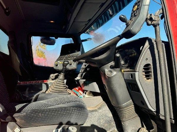 Cestovna čistilica Mercedes-Benz 1829 L: slika Cestovna čistilica Mercedes-Benz 1829 L