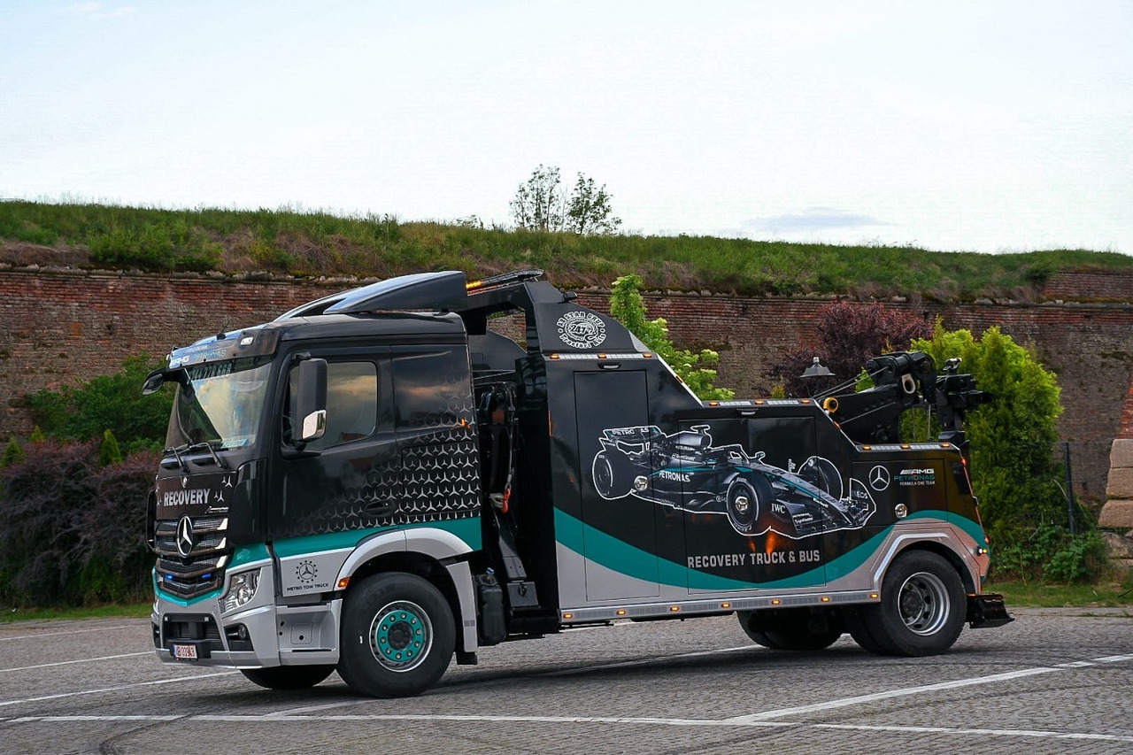 MERCEDES-BENZ Actros 2043 - Kamion za vuču: slika MERCEDES-BENZ Actros 2043 - Kamion za vuču MERCEDES-BENZ Actros 2043 - Kamion za vuču: slika MERCEDES-BENZ Actros 2043 - Kamion za vuču