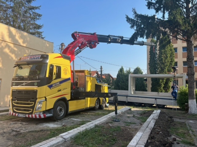 VOLVO FH500 - Kamion s kranom: slika VOLVO FH500 - Kamion s kranom VOLVO FH500 - Kamion s kranom: slika VOLVO FH500 - Kamion s kranom