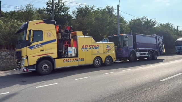 VOLVO FH500 - Kamion s kranom: slika VOLVO FH500 - Kamion s kranom VOLVO FH500 - Kamion s kranom: slika VOLVO FH500 - Kamion s kranom