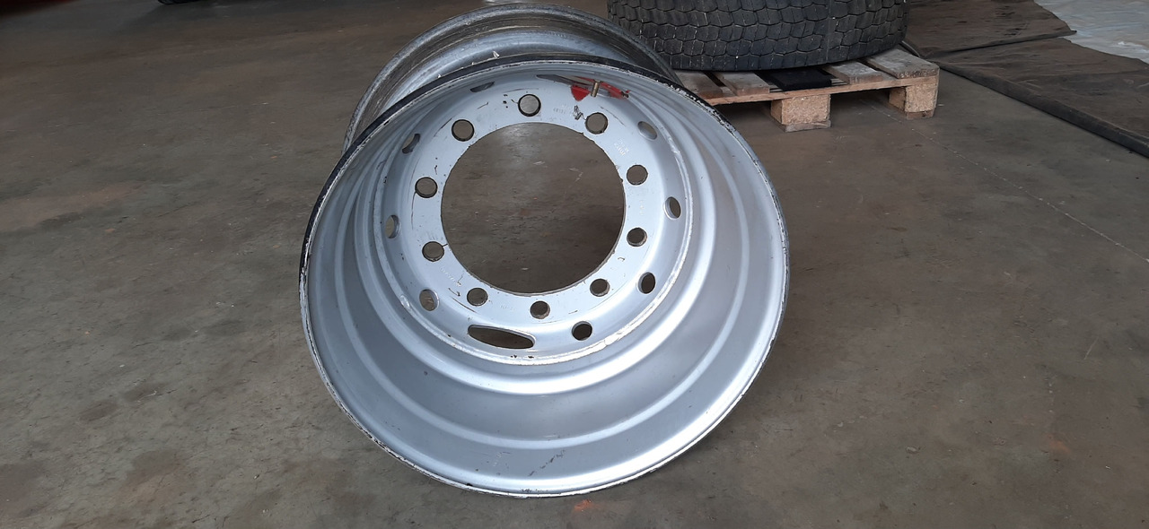 Gebrauchte Felgen 14 x 22,5 für Reifengröße 445 x 65 x 22,5, Artikel - Nr. : 99.99999 - 9999 - Felga za Kamion: slika Gebrauchte Felgen 14 x 22,5 für Reifengröße 445 x 65 x 22,5, Artikel - Nr. : 99.99999 - 9999 - Felga za Kamion Gebrauchte Felgen 14 x 22,5 für Reifengröße 445 x 65 x 22,5, Artikel - Nr. : 99.99999 - 9999 - Felga za Kamion: slika Gebrauchte Felgen 14 x 22,5 für Reifengröße 445 x 65 x 22,5, Artikel - Nr. : 99.99999 - 9999 - Felga za Kamion