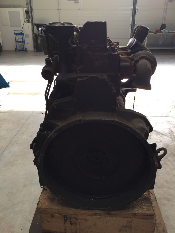 Gebrauchter Motor MAN 19.403 F 2000, Typ : D 2866 LF 20 - Motor za Kamion: slika Gebrauchter Motor MAN 19.403 F 2000, Typ : D 2866 LF 20 - Motor za Kamion Gebrauchter Motor MAN 19.403 F 2000, Typ : D 2866 LF 20 - Motor za Kamion: slika Gebrauchter Motor MAN 19.403 F 2000, Typ : D 2866 LF 20 - Motor za Kamion