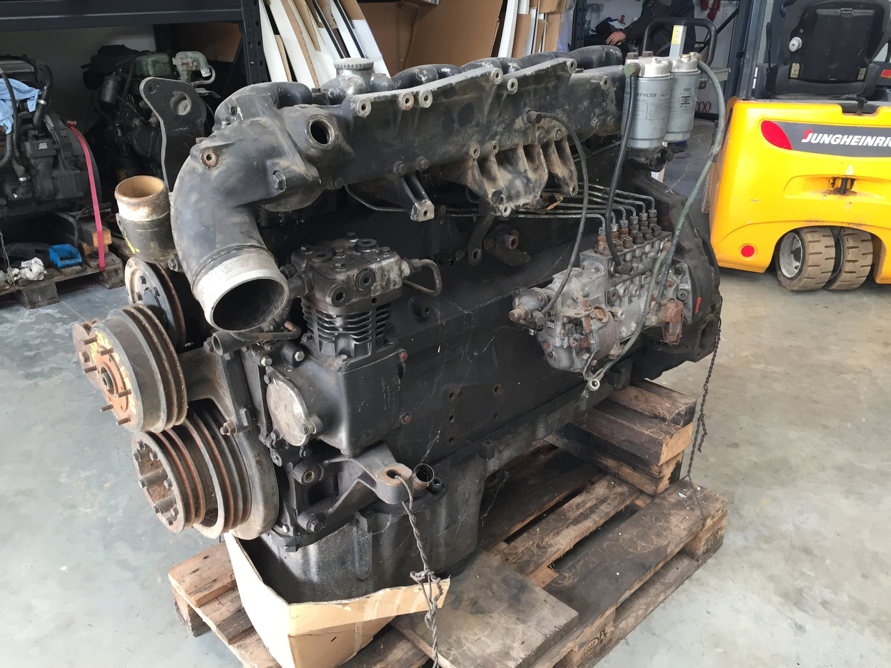 Gebrauchter Motor MAN F90 19.422, Motortyp : D 2866 LF 09 - Motor za Kamion: slika Gebrauchter Motor MAN F90 19.422, Motortyp : D 2866 LF 09 - Motor za Kamion Gebrauchter Motor MAN F90 19.422, Motortyp : D 2866 LF 09 - Motor za Kamion: slika Gebrauchter Motor MAN F90 19.422, Motortyp : D 2866 LF 09 - Motor za Kamion