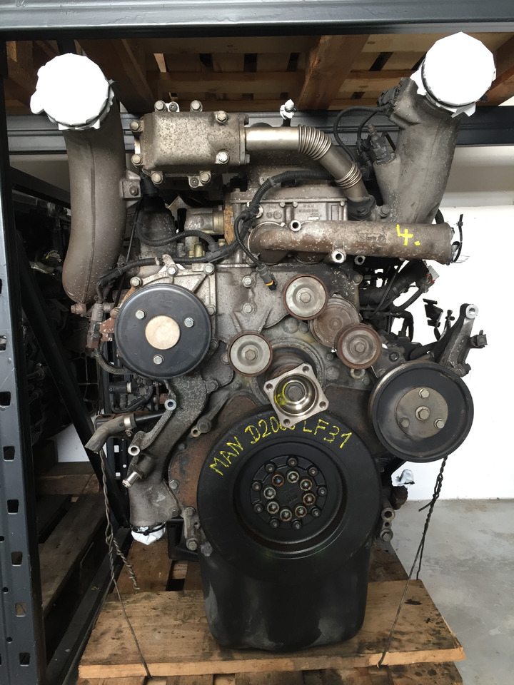 Gebrauchter Motor, MAN TGA 26.440, Motortyp: D 2066LF31, Euro 4 - Motor za Kamion: slika Gebrauchter Motor, MAN TGA 26.440, Motortyp: D 2066LF31, Euro 4 - Motor za Kamion Gebrauchter Motor, MAN TGA 26.440, Motortyp: D 2066LF31, Euro 4 - Motor za Kamion: slika Gebrauchter Motor, MAN TGA 26.440, Motortyp: D 2066LF31, Euro 4 - Motor za Kamion