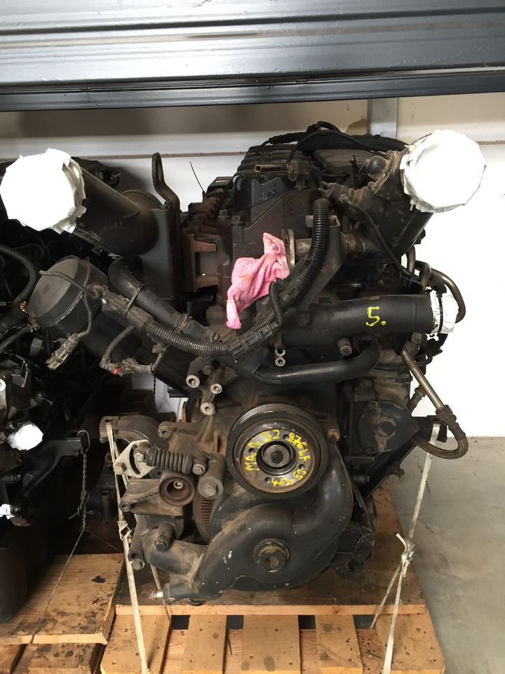 Gebrauchter Motor MAN TGA 26.464, Typ D 2876 LF 04 / 05, Euro 3 - Motor za Kamion: slika Gebrauchter Motor MAN TGA 26.464, Typ D 2876 LF 04 / 05, Euro 3 - Motor za Kamion Gebrauchter Motor MAN TGA 26.464, Typ D 2876 LF 04 / 05, Euro 3 - Motor za Kamion: slika Gebrauchter Motor MAN TGA 26.464, Typ D 2876 LF 04 / 05, Euro 3 - Motor za Kamion