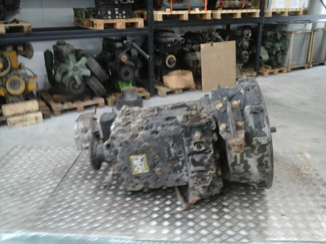 Gebrauchtes Getriebe MAN 18-232 - Mjenjač za Kamion: slika Gebrauchtes Getriebe MAN 18-232 - Mjenjač za Kamion Gebrauchtes Getriebe MAN 18-232 - Mjenjač za Kamion: slika Gebrauchtes Getriebe MAN 18-232 - Mjenjač za Kamion