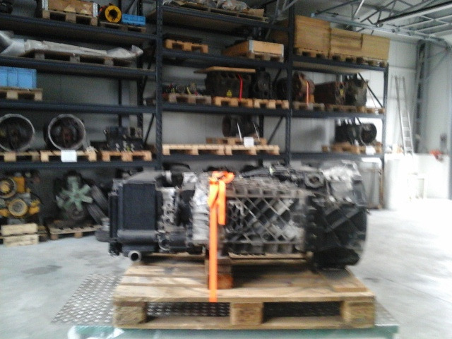 Gebrauchtes Getriebe MAN Ecosplit 16S 151 Intarder - Mjenjač za Kamion: slika Gebrauchtes Getriebe MAN Ecosplit 16S 151 Intarder - Mjenjač za Kamion Gebrauchtes Getriebe MAN Ecosplit 16S 151 Intarder - Mjenjač za Kamion: slika Gebrauchtes Getriebe MAN Ecosplit 16S 151 Intarder - Mjenjač za Kamion