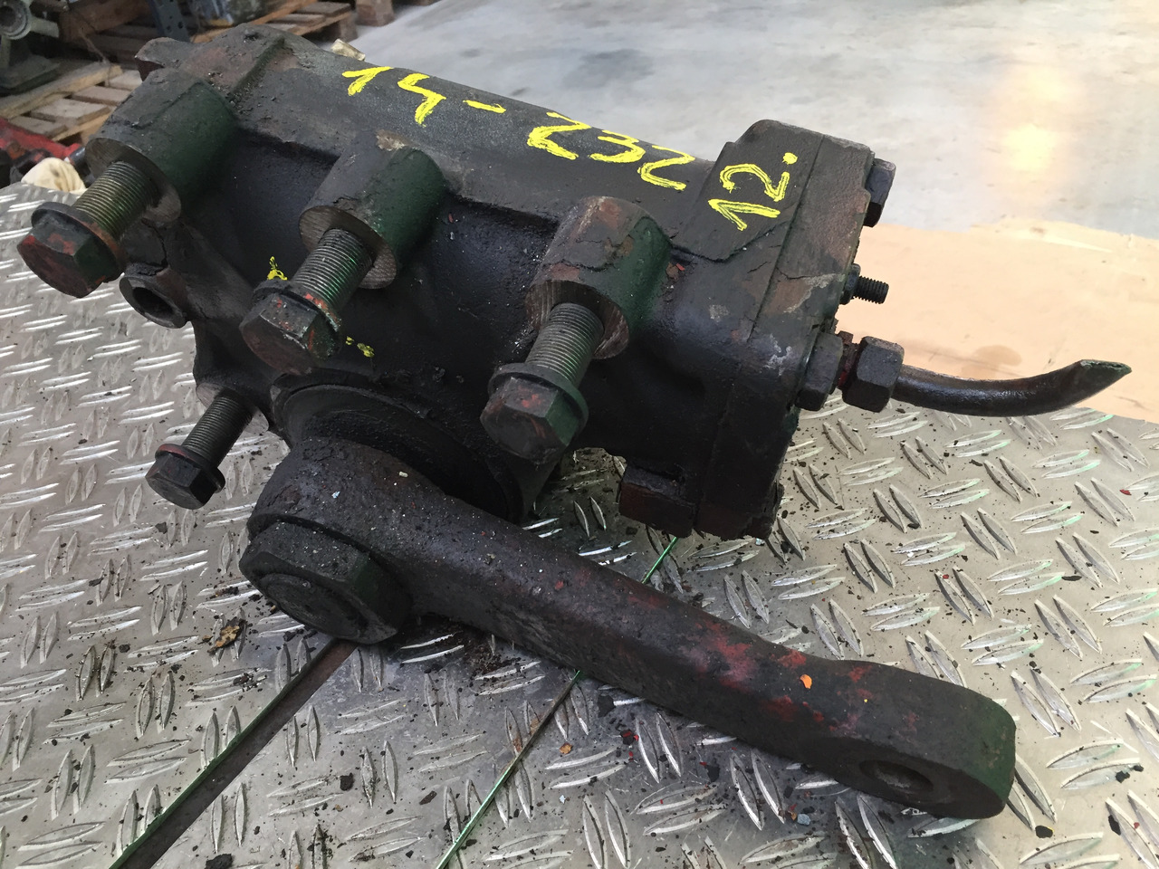 Letva volana za Kamion Gebrauchtes Lenkgetriebe MAN F90, 14.232, Artikel - Nr.: 81.9999 - 9999: slika Letva volana za Kamion Gebrauchtes Lenkgetriebe MAN F90, 14.232, Artikel - Nr.: 81.9999 - 9999 Letva volana za Kamion Gebrauchtes Lenkgetriebe MAN F90, 14.232, Artikel - Nr.: 81.9999 - 9999: slika Letva volana za Kamion Gebrauchtes Lenkgetriebe MAN F90, 14.232, Artikel - Nr.: 81.9999 - 9999