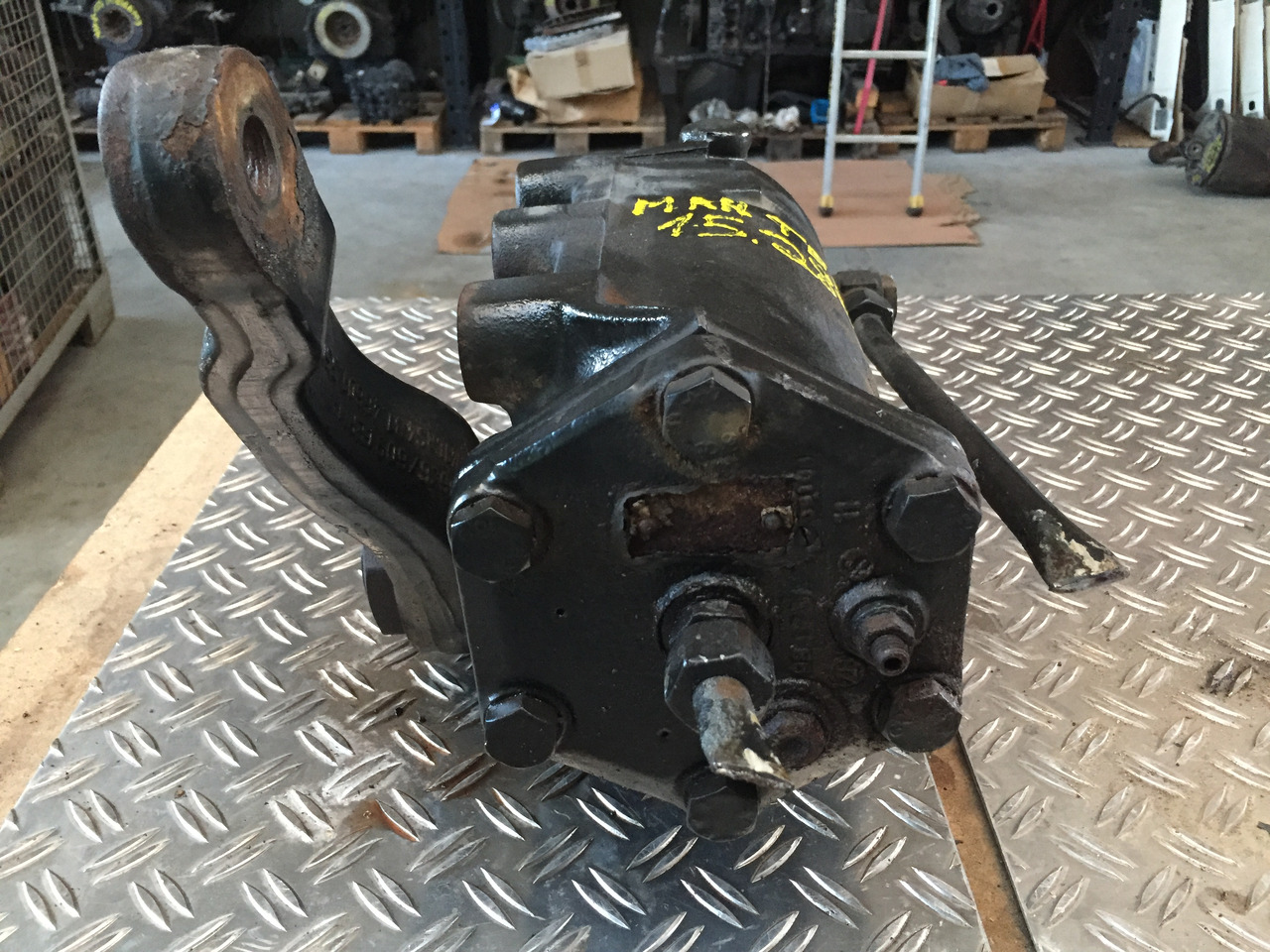 Gebrauchtes Lenkgetriebe, MAN TGM 15.280, Artikel - Nr. : 85.46200 - 6019 - Letva volana za Kamion: slika Gebrauchtes Lenkgetriebe, MAN TGM 15.280, Artikel - Nr. : 85.46200 - 6019 - Letva volana za Kamion Gebrauchtes Lenkgetriebe, MAN TGM 15.280, Artikel - Nr. : 85.46200 - 6019 - Letva volana za Kamion: slika Gebrauchtes Lenkgetriebe, MAN TGM 15.280, Artikel - Nr. : 85.46200 - 6019 - Letva volana za Kamion