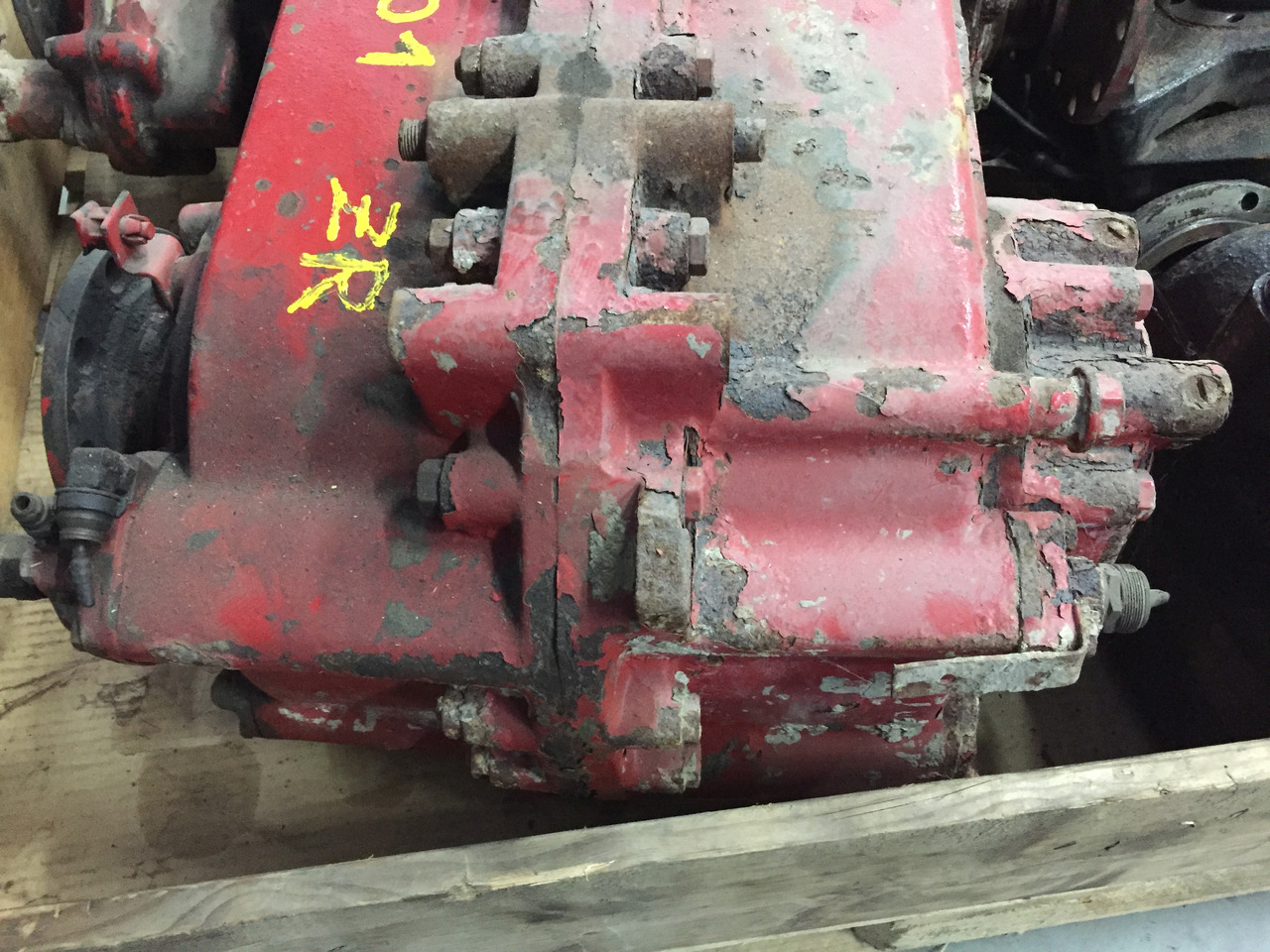 Gebrauchtes MAN 801 Verteilergetriebe, Artikel - Nr. : 81.9999 - 9999 - Mjenjač za Kamion: slika Gebrauchtes MAN 801 Verteilergetriebe, Artikel - Nr. : 81.9999 - 9999 - Mjenjač za Kamion Gebrauchtes MAN 801 Verteilergetriebe, Artikel - Nr. : 81.9999 - 9999 - Mjenjač za Kamion: slika Gebrauchtes MAN 801 Verteilergetriebe, Artikel - Nr. : 81.9999 - 9999 - Mjenjač za Kamion