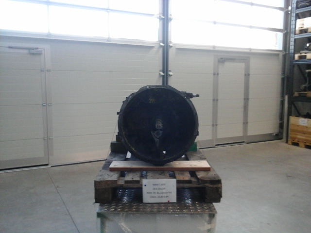 Gebrauchtes MAN Getriebe F 2000 - Mjenjač za Kamion: slika Gebrauchtes MAN Getriebe F 2000 - Mjenjač za Kamion Gebrauchtes MAN Getriebe F 2000 - Mjenjač za Kamion: slika Gebrauchtes MAN Getriebe F 2000 - Mjenjač za Kamion