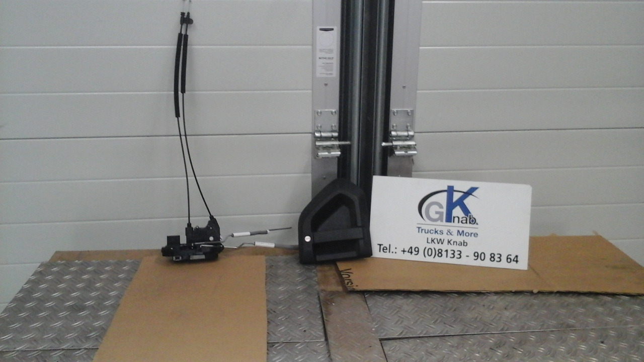 Neuwertige Türschloss Zentralverriegelung rechts, MAN TGM / TG3, Artikel - Nr.: 81.62680 - 5026 - Vrata i dijelovi za Kamion: slika Neuwertige Türschloss Zentralverriegelung rechts, MAN TGM / TG3, Artikel - Nr.: 81.62680 - 5026 - Vrata i dijelovi za Kamion Neuwertige Türschloss Zentralverriegelung rechts, MAN TGM / TG3, Artikel - Nr.: 81.62680 - 5026 - Vrata i dijelovi za Kamion: slika Neuwertige Türschloss Zentralverriegelung rechts, MAN TGM / TG3, Artikel - Nr.: 81.62680 - 5026 - Vrata i dijelovi za Kamion