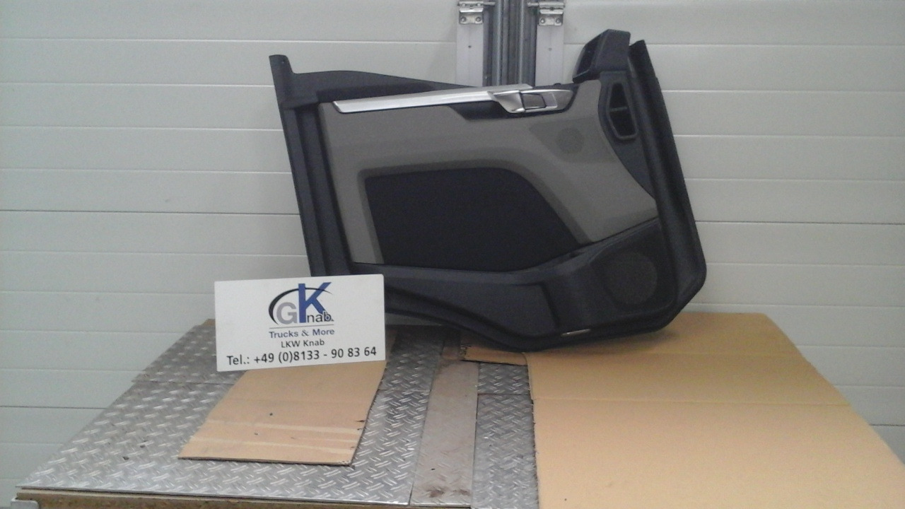 Neuwertige Türverkleidung rechts MAN TGM / TG3 Artikel - Nr.: 81.62630 - 6248 - Vrata i dijelovi za Kamion: slika Neuwertige Türverkleidung rechts MAN TGM / TG3 Artikel - Nr.: 81.62630 - 6248 - Vrata i dijelovi za Kamion Neuwertige Türverkleidung rechts MAN TGM / TG3 Artikel - Nr.: 81.62630 - 6248 - Vrata i dijelovi za Kamion: slika Neuwertige Türverkleidung rechts MAN TGM / TG3 Artikel - Nr.: 81.62630 - 6248 - Vrata i dijelovi za Kamion