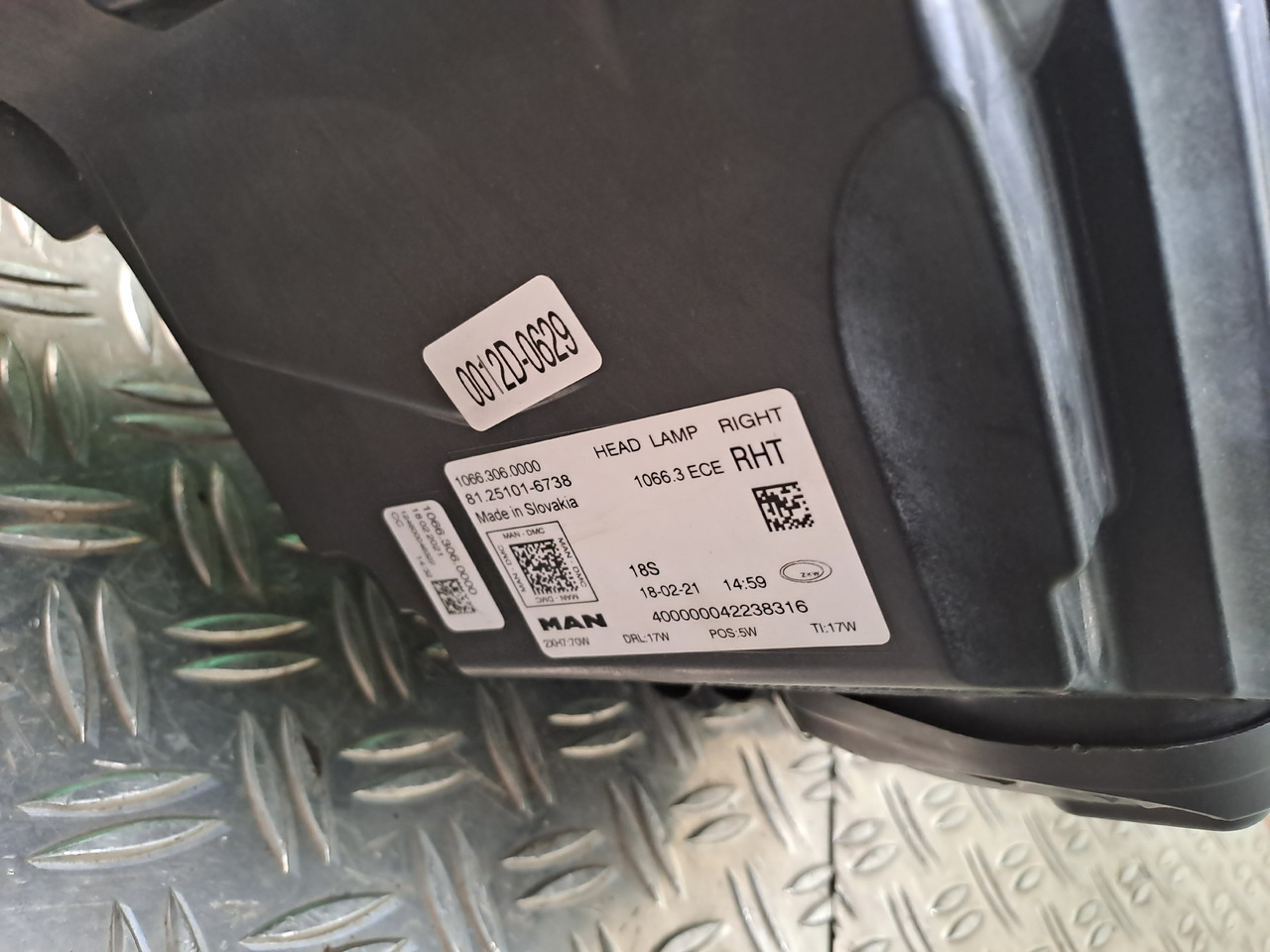 ---Neuwertiger Scheinwerfer und Träger MAN TG3 / TGS / TGX, Artikel - Nr. : 81.25101 - 6738 - Prednja svjetla za Kamion: slika ---Neuwertiger Scheinwerfer und Träger MAN TG3 / TGS / TGX, Artikel - Nr. : 81.25101 - 6738 - Prednja svjetla za Kamion ---Neuwertiger Scheinwerfer und Träger MAN TG3 / TGS / TGX, Artikel - Nr. : 81.25101 - 6738 - Prednja svjetla za Kamion: slika ---Neuwertiger Scheinwerfer und Träger MAN TG3 / TGS / TGX, Artikel - Nr. : 81.25101 - 6738 - Prednja svjetla za Kamion