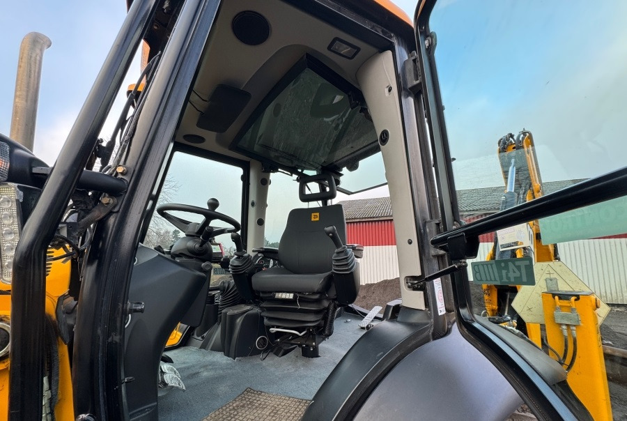 JCB 4CX SITEMASTER - Bager: slika JCB 4CX SITEMASTER - Bager JCB 4CX SITEMASTER - Bager: slika JCB 4CX SITEMASTER - Bager