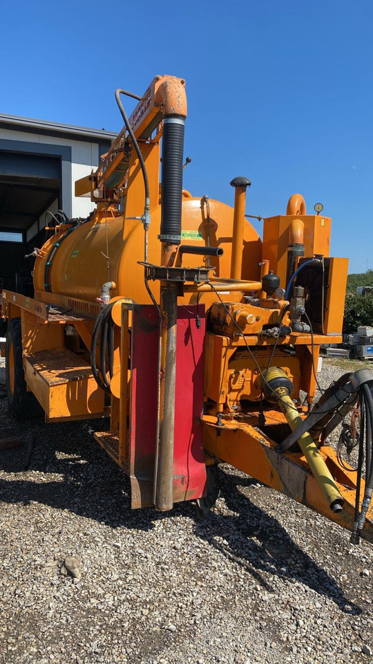 JOSKIN - Vakum kamion: slika JOSKIN - Vakum kamion JOSKIN - Vakum kamion: slika JOSKIN - Vakum kamion