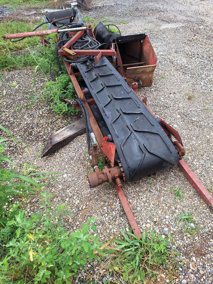 TRAKA - Transportna traka: slika TRAKA - Transportna traka TRAKA - Transportna traka: slika TRAKA - Transportna traka