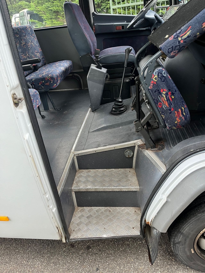 Mercedes-Benz Vario 814 Retarder - Prigradski autobus: slika Mercedes-Benz Vario 814 Retarder - Prigradski autobus Mercedes-Benz Vario 814 Retarder - Prigradski autobus: slika Mercedes-Benz Vario 814 Retarder - Prigradski autobus