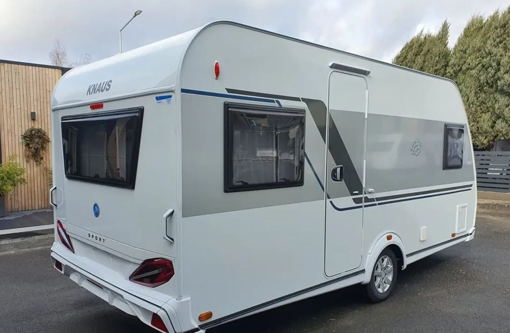 KNAUS SPORT 450 FU - Kamp prikolica: slika KNAUS SPORT 450 FU - Kamp prikolica KNAUS SPORT 450 FU - Kamp prikolica: slika KNAUS SPORT 450 FU - Kamp prikolica