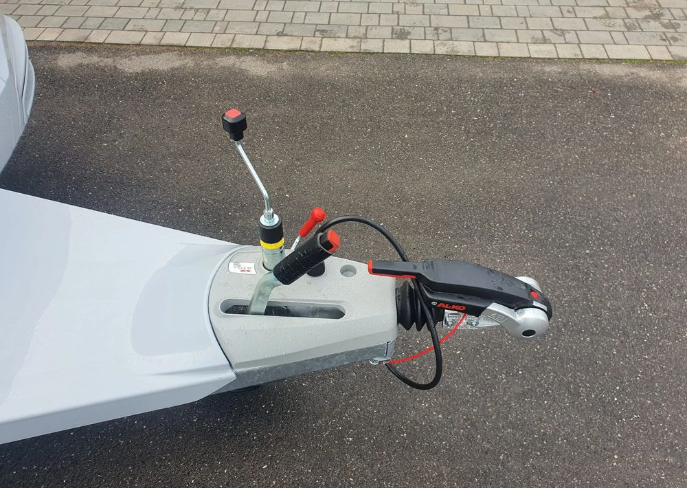 KNAUS SUDWIND 580 QS BLACK SELECTION 2026 / ALDE - Kamp prikolica: slika KNAUS SUDWIND 580 QS BLACK SELECTION 2026 / ALDE - Kamp prikolica KNAUS SUDWIND 580 QS BLACK SELECTION 2026 / ALDE - Kamp prikolica: slika KNAUS SUDWIND 580 QS BLACK SELECTION 2026 / ALDE - Kamp prikolica