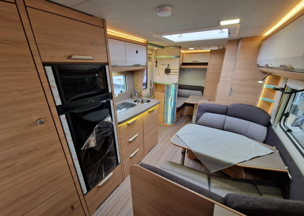 Novi Kamp prikolica KNAUS Sudwind 650 FSK Wersja Jubileuszowa 2023: slika Novi Kamp prikolica KNAUS Sudwind 650 FSK Wersja Jubileuszowa 2023 Novi Kamp prikolica KNAUS Sudwind 650 FSK Wersja Jubileuszowa 2023: slika Novi Kamp prikolica KNAUS Sudwind 650 FSK Wersja Jubileuszowa 2023