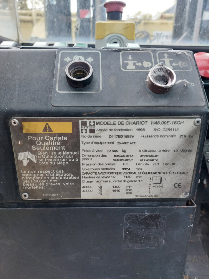 HYSTER H48.00E-16CH - Stroj za rukovanje kontejnerima: slika HYSTER H48.00E-16CH - Stroj za rukovanje kontejnerima HYSTER H48.00E-16CH - Stroj za rukovanje kontejnerima: slika HYSTER H48.00E-16CH - Stroj za rukovanje kontejnerima