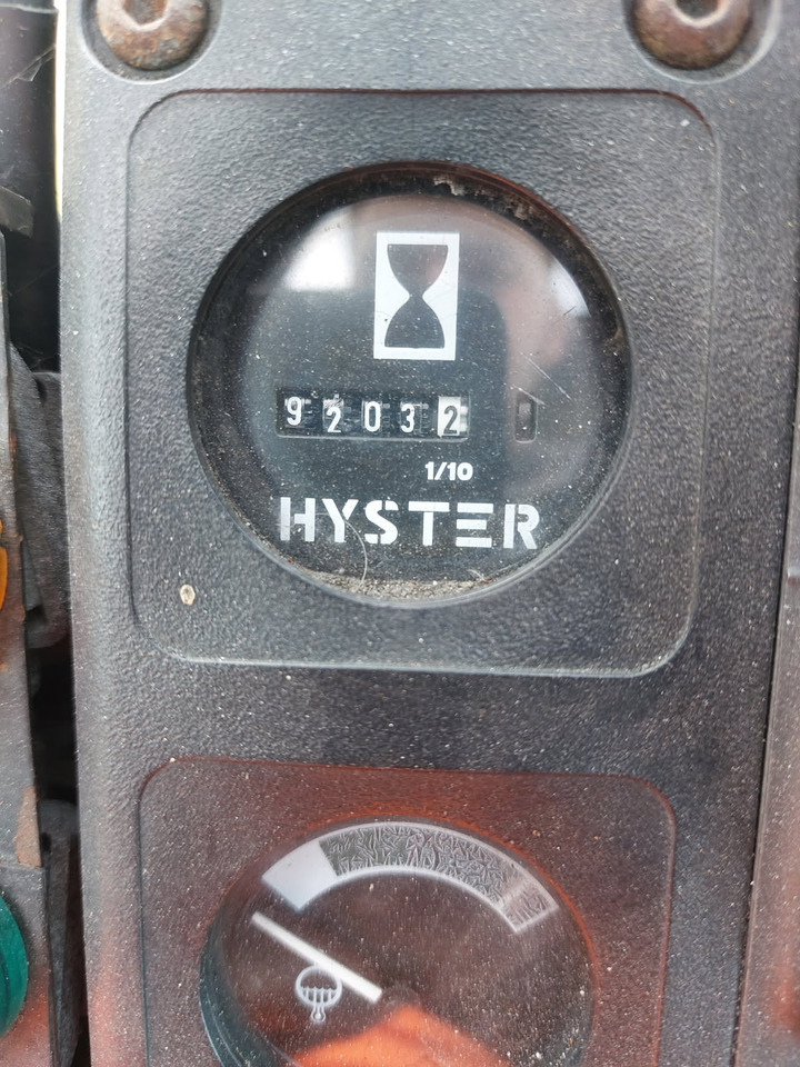 HYSTER H48.00E-16CH - Stroj za rukovanje kontejnerima: slika HYSTER H48.00E-16CH - Stroj za rukovanje kontejnerima HYSTER H48.00E-16CH - Stroj za rukovanje kontejnerima: slika HYSTER H48.00E-16CH - Stroj za rukovanje kontejnerima