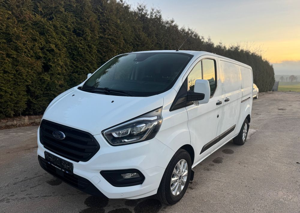 Ford TRANSIT CUSTOM TREN L2H1 LIFT 2020r 2,0 TDCI/130KM/KAMERA/BIX-ENON/ EURO 6/ASO/NISKI PRZEBIEG/LED/HAK/FV23%/6-DZWI/LONG - Mali kombi: slika Ford TRANSIT CUSTOM TREN L2H1 LIFT 2020r 2,0 TDCI/130KM/KAMERA/BIX-ENON/ EURO 6/ASO/NISKI PRZEBIEG/LED/HAK/FV23%/6-DZWI/LONG - Mali kombi Ford TRANSIT CUSTOM TREN L2H1 LIFT 2020r 2,0 TDCI/130KM/KAMERA/BIX-ENON/ EURO 6/ASO/NISKI PRZEBIEG/LED/HAK/FV23%/6-DZWI/LONG - Mali kombi: slika Ford TRANSIT CUSTOM TREN L2H1 LIFT 2020r 2,0 TDCI/130KM/KAMERA/BIX-ENON/ EURO 6/ASO/NISKI PRZEBIEG/LED/HAK/FV23%/6-DZWI/LONG - Mali kombi