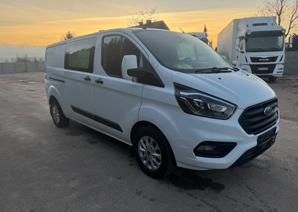 Ford TRANSIT CUSTOM TREN L2H1 LIFT 2020r 2,0 TDCI/130KM/KAMERA/BIX-ENON/ EURO 6/ASO/NISKI PRZEBIEG/LED/HAK/FV23%/6-DZWI/LONG - Mali kombi: slika Ford TRANSIT CUSTOM TREN L2H1 LIFT 2020r 2,0 TDCI/130KM/KAMERA/BIX-ENON/ EURO 6/ASO/NISKI PRZEBIEG/LED/HAK/FV23%/6-DZWI/LONG - Mali kombi Ford TRANSIT CUSTOM TREN L2H1 LIFT 2020r 2,0 TDCI/130KM/KAMERA/BIX-ENON/ EURO 6/ASO/NISKI PRZEBIEG/LED/HAK/FV23%/6-DZWI/LONG - Mali kombi: slika Ford TRANSIT CUSTOM TREN L2H1 LIFT 2020r 2,0 TDCI/130KM/KAMERA/BIX-ENON/ EURO 6/ASO/NISKI PRZEBIEG/LED/HAK/FV23%/6-DZWI/LONG - Mali kombi