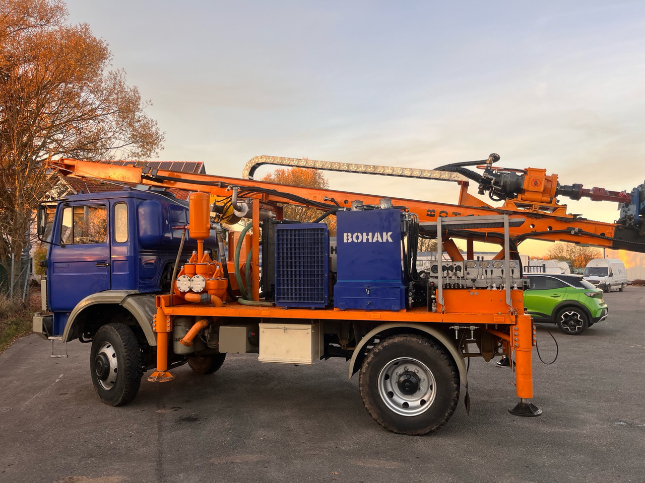 Bohak KL 200 Drilling Rig, Iveco 4x4 - Platforma za bušenje: slika Bohak KL 200 Drilling Rig, Iveco 4x4 - Platforma za bušenje Bohak KL 200 Drilling Rig, Iveco 4x4 - Platforma za bušenje: slika Bohak KL 200 Drilling Rig, Iveco 4x4 - Platforma za bušenje