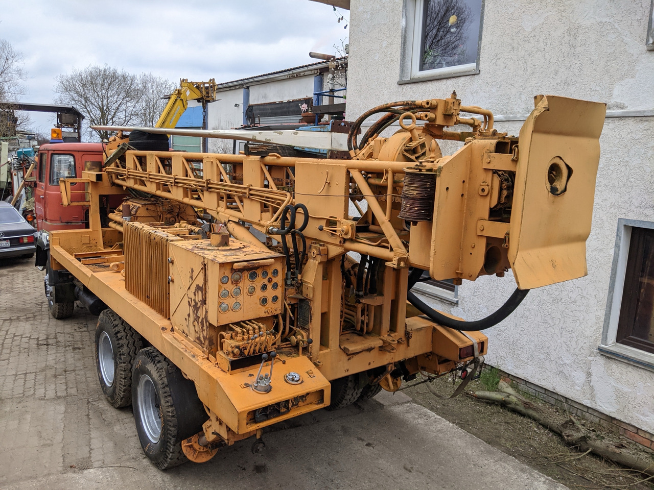 Bohak Prakla P5001 Drilling rig ,500 m Iveco Magirus Deutz - Platforma za bušenje: slika Bohak Prakla P5001 Drilling rig ,500 m Iveco Magirus Deutz - Platforma za bušenje Bohak Prakla P5001 Drilling rig ,500 m Iveco Magirus Deutz - Platforma za bušenje: slika Bohak Prakla P5001 Drilling rig ,500 m Iveco Magirus Deutz - Platforma za bušenje