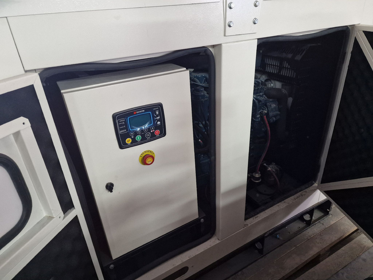 Kubota V3300 DMG 330 - Oprema za radionice: slika Kubota V3300 DMG 330 - Oprema za radionice Kubota V3300 DMG 330 - Oprema za radionice: slika Kubota V3300 DMG 330 - Oprema za radionice