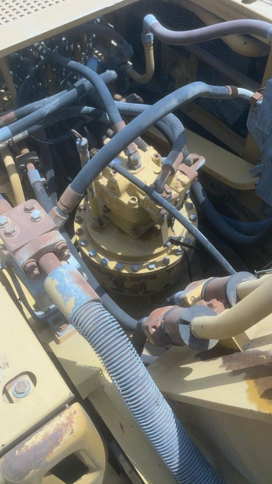 CATERPILLAR 330C - Bager gusjeničar: slika CATERPILLAR 330C - Bager gusjeničar CATERPILLAR 330C - Bager gusjeničar: slika CATERPILLAR 330C - Bager gusjeničar