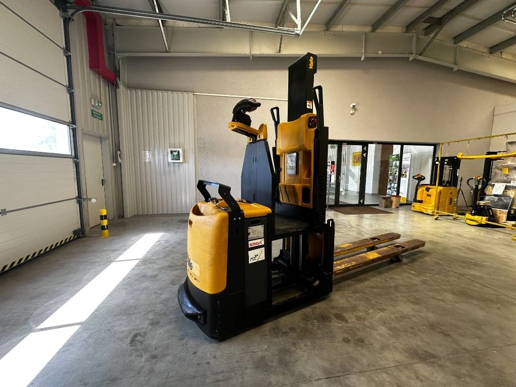 Yale MO20 - Komisioner: slika Yale MO20 - Komisioner Yale MO20 - Komisioner: slika Yale MO20 - Komisioner