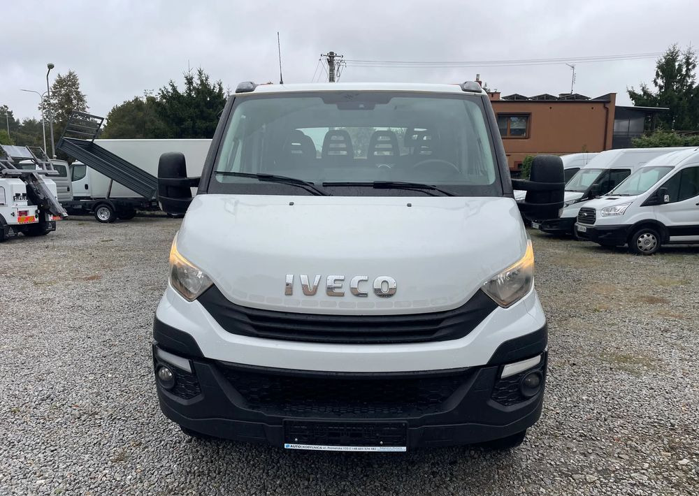 Iveco Daily 70C18 Pomoc drogowa Laweta 2017r - Kamion za vuču: slika Iveco Daily 70C18 Pomoc drogowa Laweta 2017r - Kamion za vuču Iveco Daily 70C18 Pomoc drogowa Laweta 2017r - Kamion za vuču: slika Iveco Daily 70C18 Pomoc drogowa Laweta 2017r - Kamion za vuču