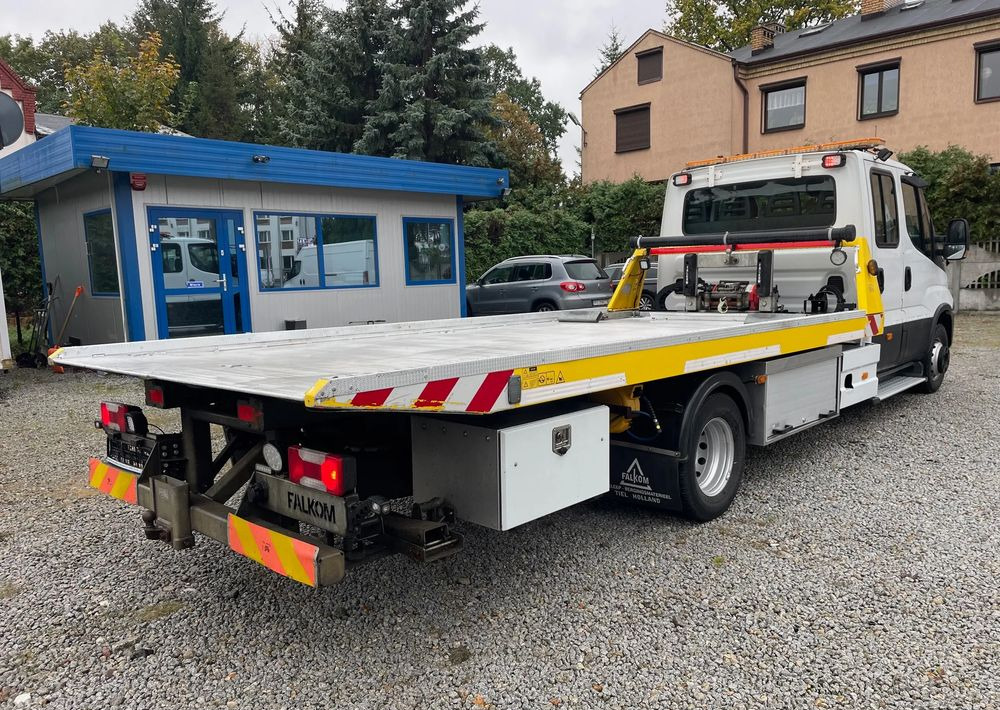 Iveco Daily 70C18 Pomoc drogowa Laweta 2017r - Kamion za vuču: slika Iveco Daily 70C18 Pomoc drogowa Laweta 2017r - Kamion za vuču Iveco Daily 70C18 Pomoc drogowa Laweta 2017r - Kamion za vuču: slika Iveco Daily 70C18 Pomoc drogowa Laweta 2017r - Kamion za vuču