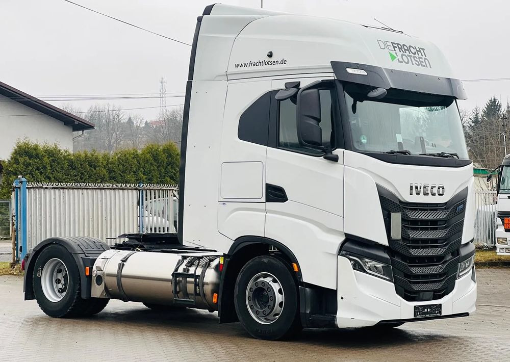 Iveco S-WAY 460 / RETARDER / - Tegljač: slika Iveco S-WAY 460 / RETARDER / - Tegljač Iveco S-WAY 460 / RETARDER / - Tegljač: slika Iveco S-WAY 460 / RETARDER / - Tegljač