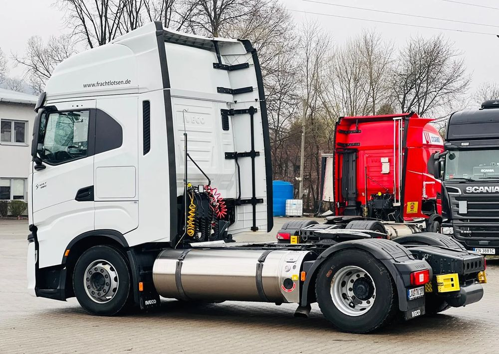 Iveco S-WAY 460 / RETARDER / - Tegljač: slika Iveco S-WAY 460 / RETARDER / - Tegljač Iveco S-WAY 460 / RETARDER / - Tegljač: slika Iveco S-WAY 460 / RETARDER / - Tegljač