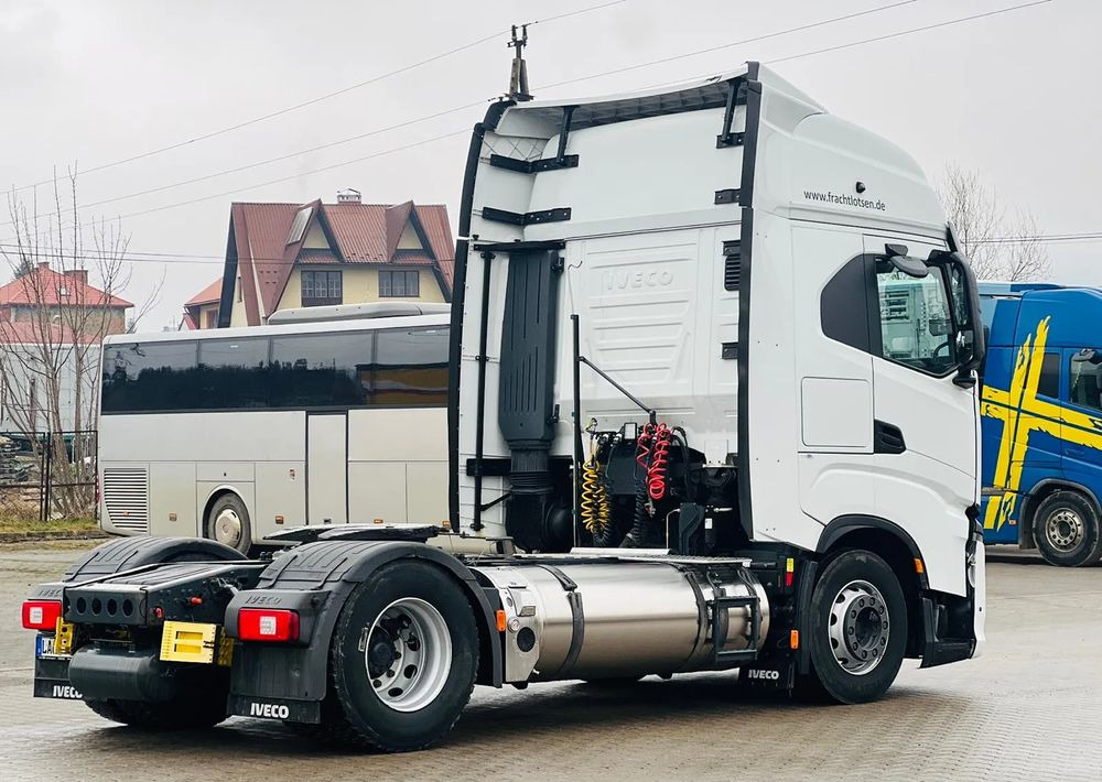 Iveco S-WAY 460 / RETARDER / - Tegljač: slika Iveco S-WAY 460 / RETARDER / - Tegljač Iveco S-WAY 460 / RETARDER / - Tegljač: slika Iveco S-WAY 460 / RETARDER / - Tegljač