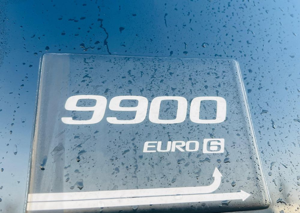 Zakup Volvo 9900 Volvo 9900: slika Zakup Volvo 9900 Volvo 9900 Zakup Volvo 9900 Volvo 9900: slika Zakup Volvo 9900 Volvo 9900