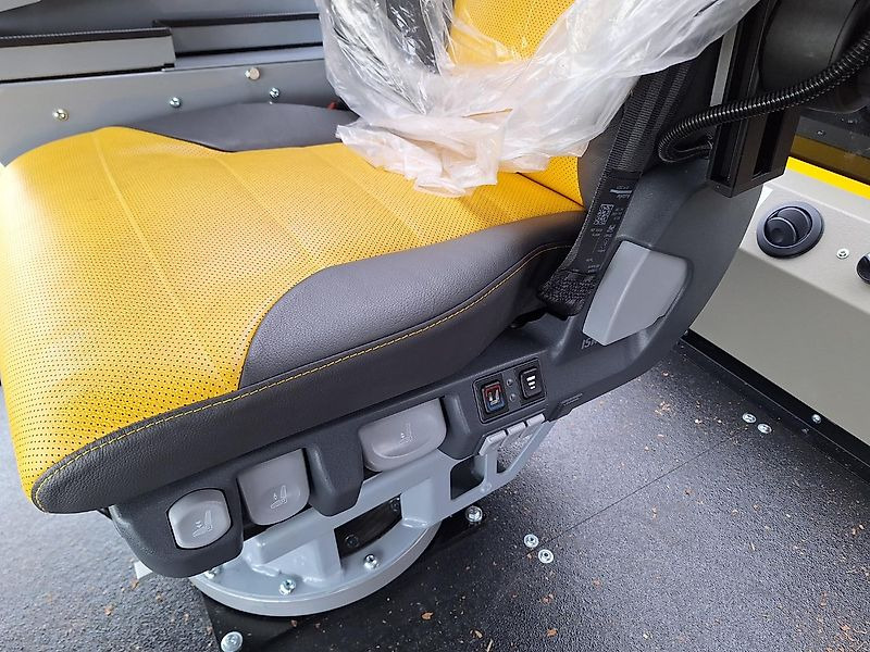 Wüst Hacker SMC 812 TCR - Drobilica za drvo: slika Wüst Hacker SMC 812 TCR - Drobilica za drvo Wüst Hacker SMC 812 TCR - Drobilica za drvo: slika Wüst Hacker SMC 812 TCR - Drobilica za drvo