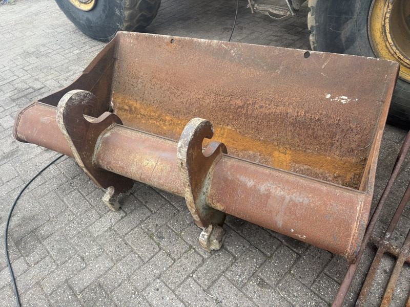 Diversen diversen - Bager gusjeničar: slika Diversen diversen - Bager gusjeničar Diversen diversen - Bager gusjeničar: slika Diversen diversen - Bager gusjeničar