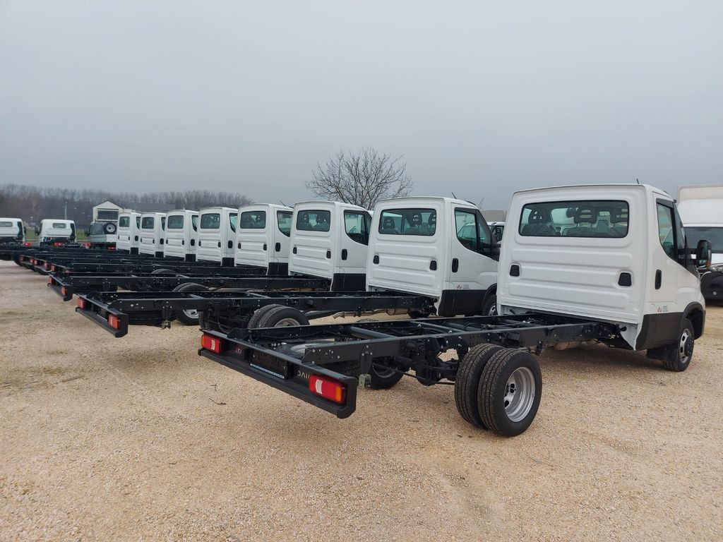 Iveco Daily 35C16 Fahrgestell Wählbar Aufbau Euro6E Iveco Daily 35C16 Fahrgestell Wählbar Aufbau Euro6E - Kamion-šasija, Kamion s kranom: slika Iveco Daily 35C16 Fahrgestell Wählbar Aufbau Euro6E Iveco Daily 35C16 Fahrgestell Wählbar Aufbau Euro6E - Kamion-šasija, Kamion s kranom Iveco Daily 35C16 Fahrgestell Wählbar Aufbau Euro6E Iveco Daily 35C16 Fahrgestell Wählbar Aufbau Euro6E - Kamion-šasija, Kamion s kranom: slika Iveco Daily 35C16 Fahrgestell Wählbar Aufbau Euro6E Iveco Daily 35C16 Fahrgestell Wählbar Aufbau Euro6E - Kamion-šasija, Kamion s kranom