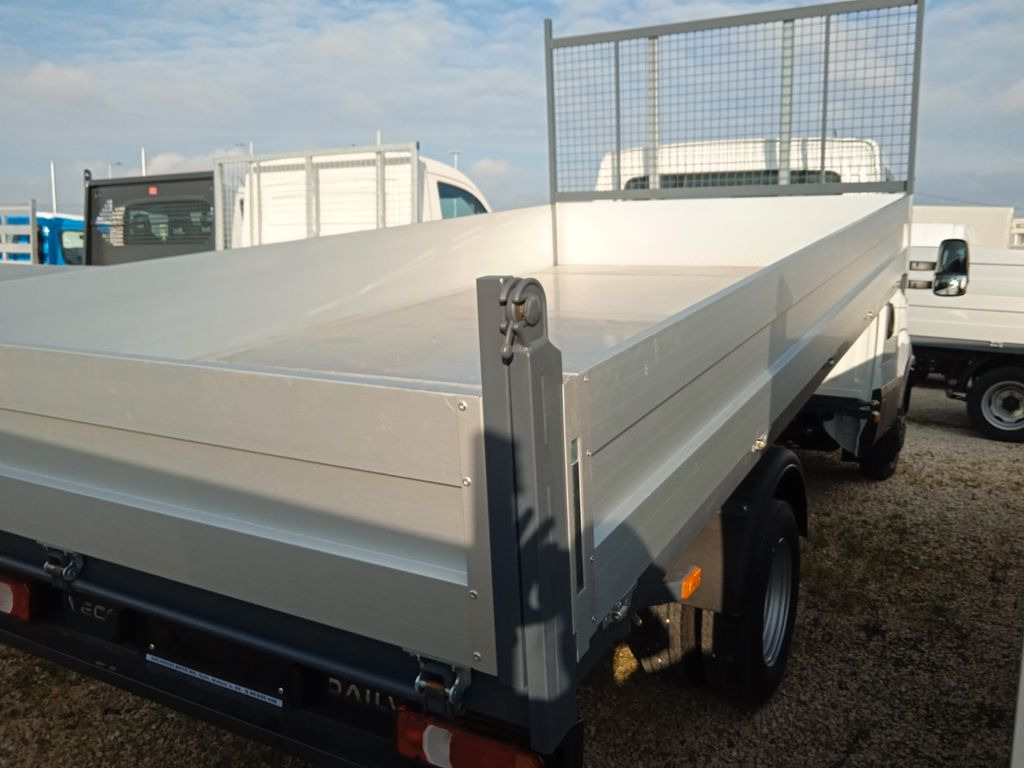 Iveco Daily 35C18H Dreiseitenkipper Iveco Daily 35C18H Dreiseitenkipper - Mali kamion kiper: slika Iveco Daily 35C18H Dreiseitenkipper Iveco Daily 35C18H Dreiseitenkipper - Mali kamion kiper Iveco Daily 35C18H Dreiseitenkipper Iveco Daily 35C18H Dreiseitenkipper - Mali kamion kiper: slika Iveco Daily 35C18H Dreiseitenkipper Iveco Daily 35C18H Dreiseitenkipper - Mali kamion kiper