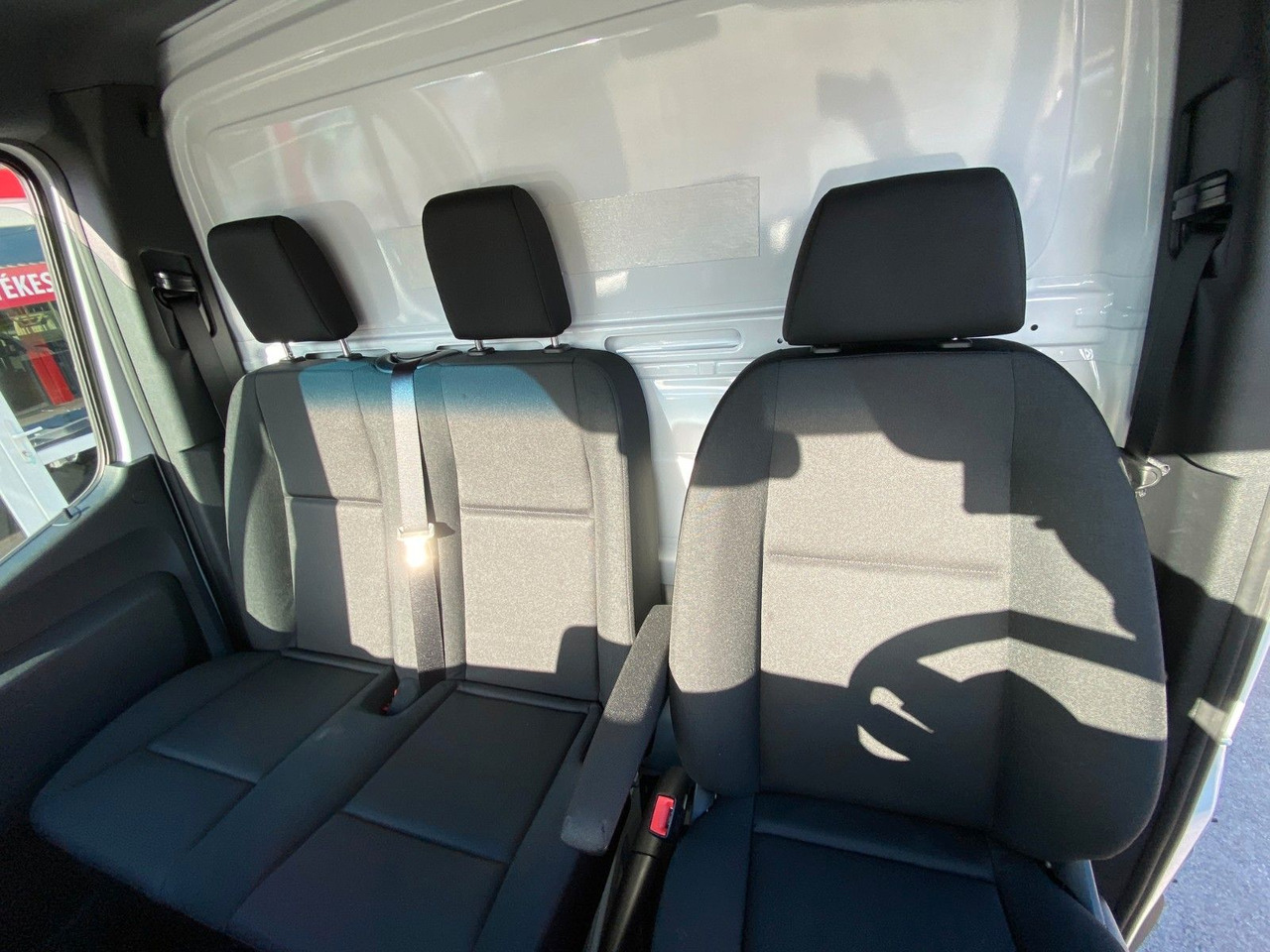 Dostavno vozilo sa zatvorenim sandukom Mercedes-Benz Sprinter 519 Koffer: slika Dostavno vozilo sa zatvorenim sandukom Mercedes-Benz Sprinter 519 Koffer