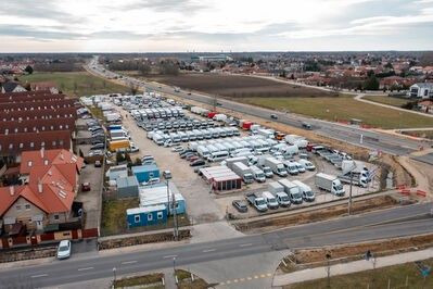 Dostavno vozilo sa zatvorenim sandukom Mercedes-Benz Sprinter 519 Koffer: slika Dostavno vozilo sa zatvorenim sandukom Mercedes-Benz Sprinter 519 Koffer