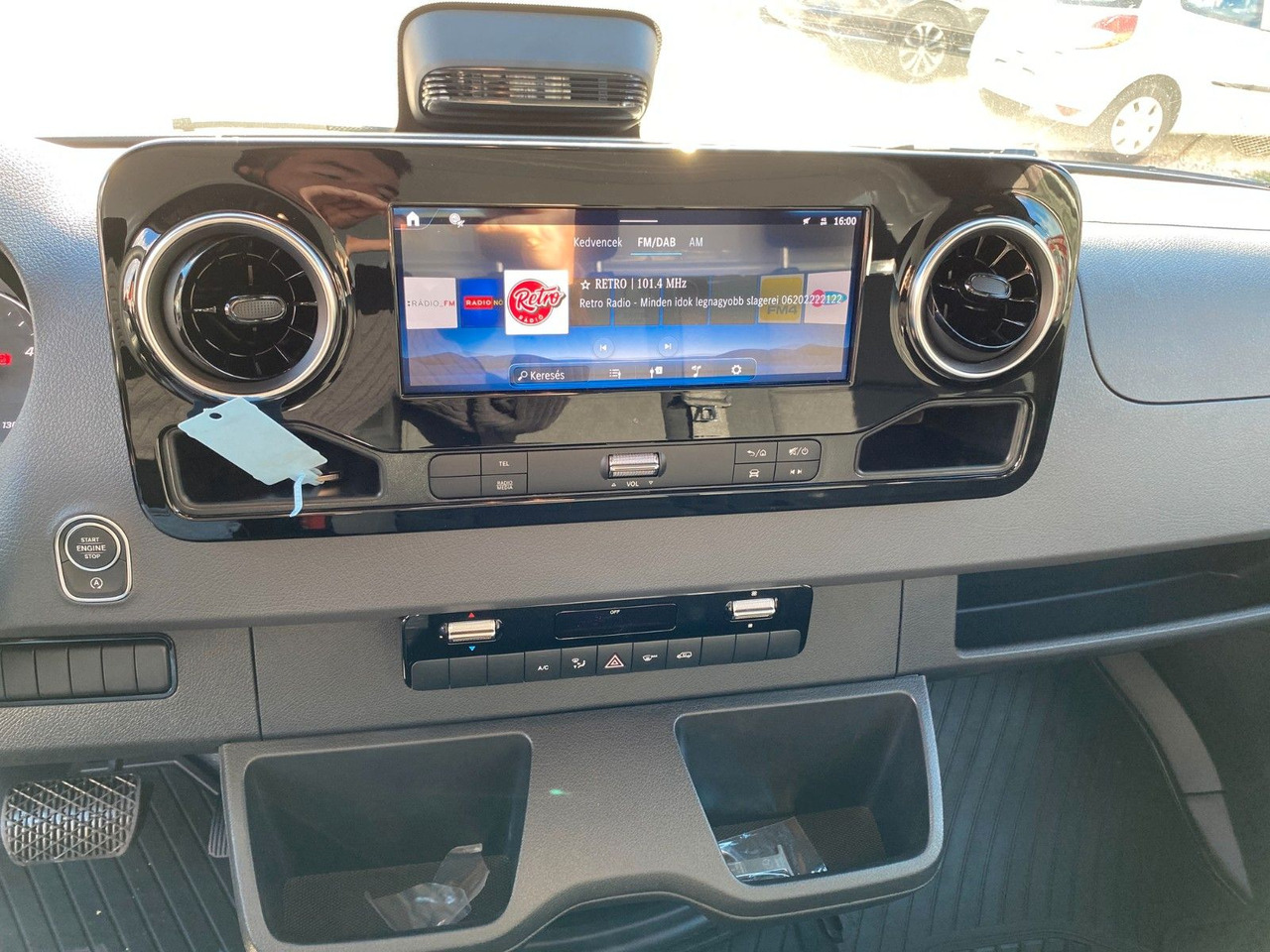 Dostavno vozilo sa zatvorenim sandukom Mercedes-Benz Sprinter 519 Koffer: slika Dostavno vozilo sa zatvorenim sandukom Mercedes-Benz Sprinter 519 Koffer