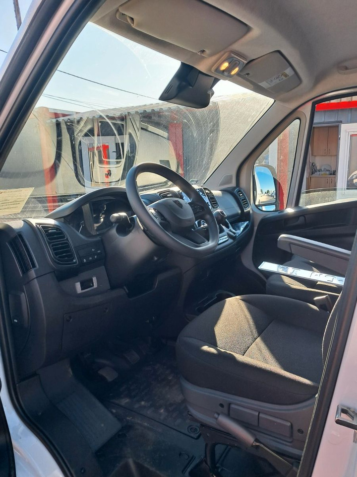 Dostavno vozilo hladnjača Peugeot Boxer: slika Dostavno vozilo hladnjača Peugeot Boxer Dostavno vozilo hladnjača Peugeot Boxer: slika Dostavno vozilo hladnjača Peugeot Boxer